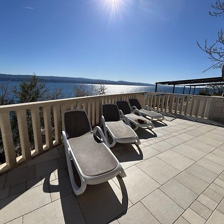 Azure Apartments By The Sea Near City Omis Bagian luar foto