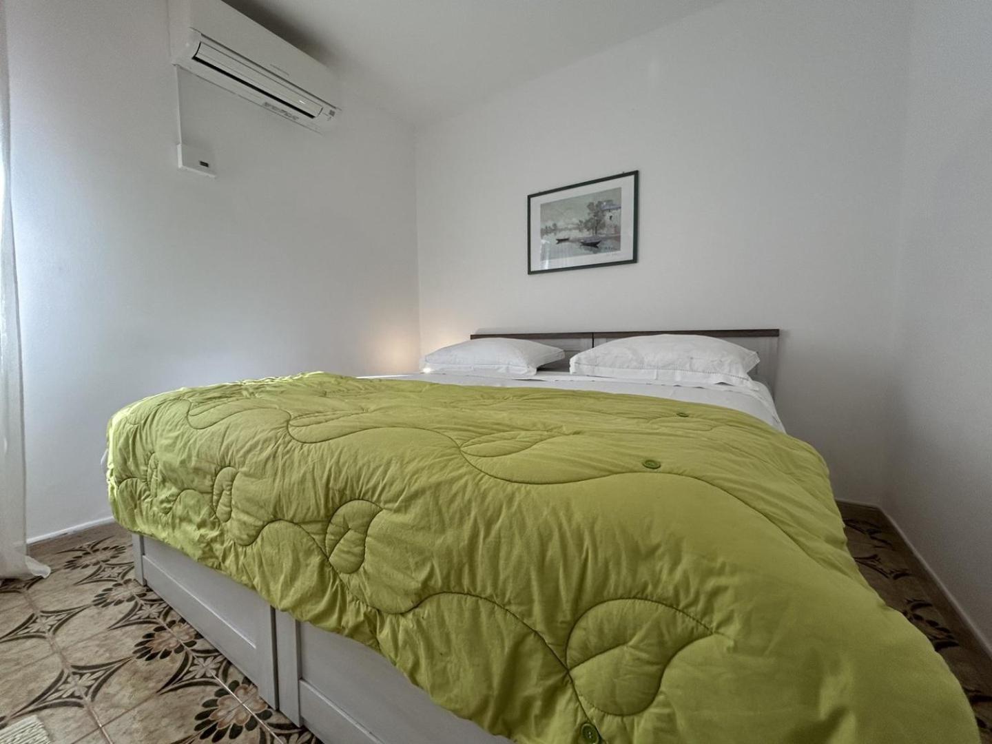 Azure Apartments By The Sea Near City Omis Bagian luar foto